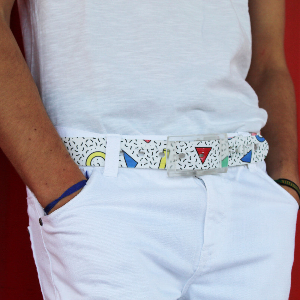 BUCKLE - White